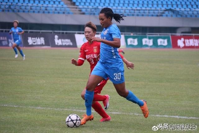 大连英博与北京国安激烈冲突内幕：法比奥成焦点 三人面临重罚